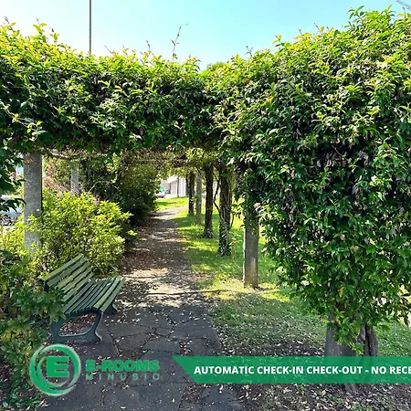 Maison d'hôtes E-rooms Minusio