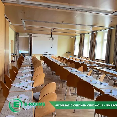 E-rooms بيت ضيافة Minusio