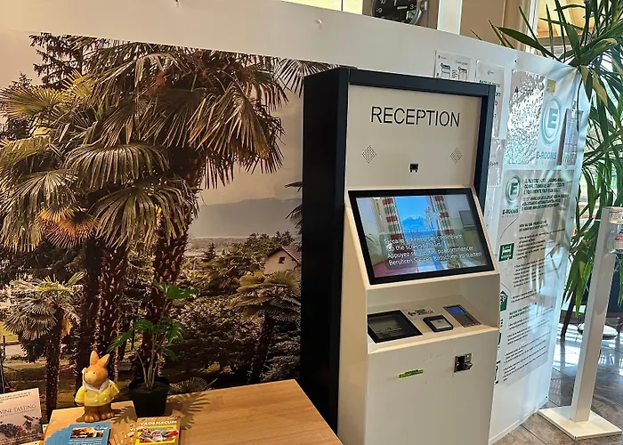 بيت ضيافة E-rooms