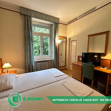 E-rooms Affittacamere 3*